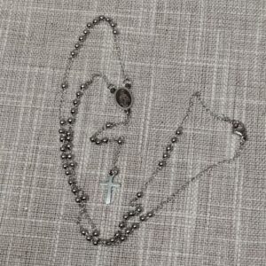 Ženska krunica od nehrđajućeg čelika s kopčicom