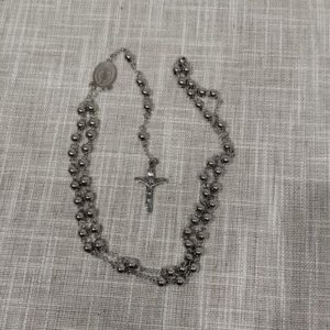 Muška krunica od nehrđajućeg čelika s kopčicom