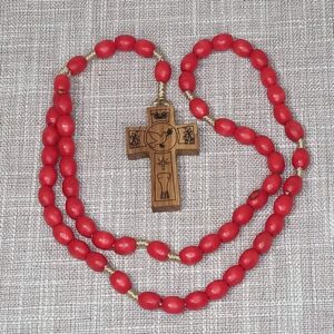 Drvena krunica posvećena Vukovaru - model 2 - crvena