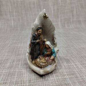 Kipić - Sveta obitelj u listu