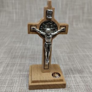 Stolni križ s medaljicom - svijetli