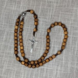 Gospina krunica - valjkaste bobe - maslina